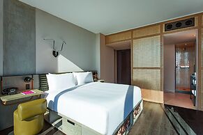 Moxy Downtown Los Angeles