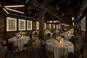 Moxy Downtown Los Angeles