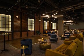Moxy Downtown Los Angeles