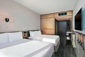 Moxy Downtown Los Angeles