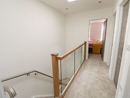 9 Breakwater Way
