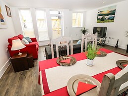 9 Breakwater Way