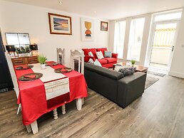 9 Breakwater Way