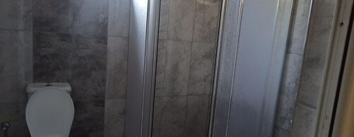 Salda Gölü Kumsalda Apart Pansiyon