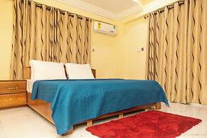 2 Bed Apartment - Parking, Wifi, Aircon