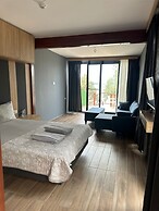 QCUNDA OTEL RESTORANT