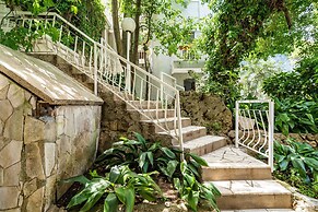 Apartments & Rooms Mara & Petrunjela