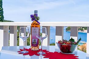 Apartments & Rooms Mara & Petrunjela