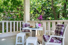 Apartments & Rooms Mara & Petrunjela