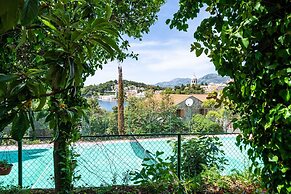 Apartments & Rooms Mara & Petrunjela