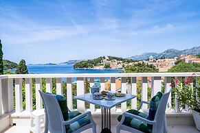 Apartments & Rooms Mara & Petrunjela