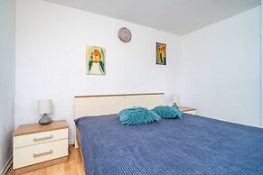 Apartments & Rooms Mara & Petrunjela