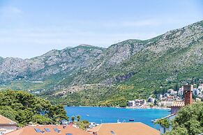 Apartments & Rooms Mara & Petrunjela