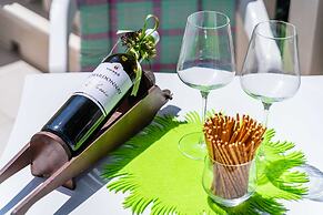 Apartments & Rooms Mara & Petrunjela