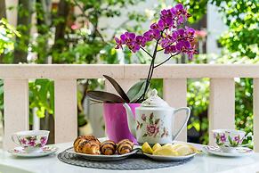 Apartments & Rooms Mara & Petrunjela