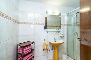 Apartments & Rooms Mara & Petrunjela