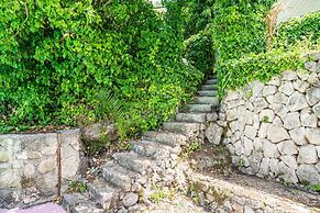 Apartments & Rooms Mara & Petrunjela