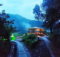 HOLISTIC STAY RESORT