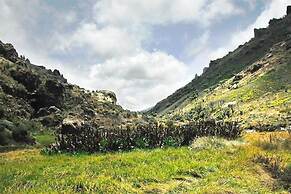 ROCK CLASSIC HOTEL LIMITED