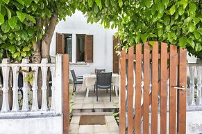 Bilo Danilo Few Minutes From Sea