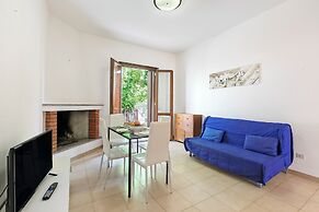 Bilo Danilo Few Minutes From Sea