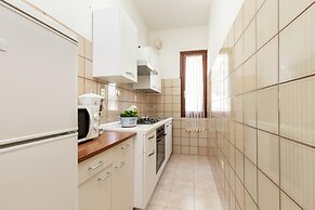 Bilo Danilo Few Minutes From Sea