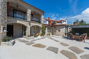 Apartment Alba