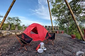 Camping Ground Gunung Mijil Hils