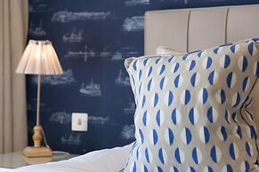 Peninsula Apartment 2