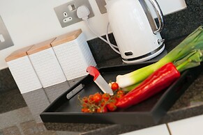 Peninsula Apartment 2