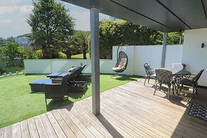 Peninsula Apartment 2