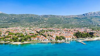 Aqua Guestrooms Kastela