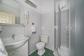 Aqua Guestrooms Kastela