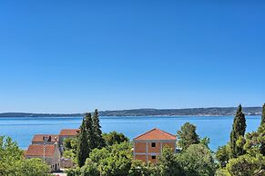 Aqua Guestrooms Kastela