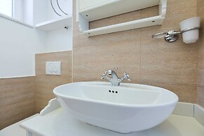 Hedera Estate, Hedera A42