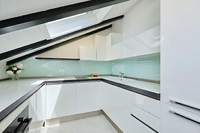 Hedera Estate, Hedera A42