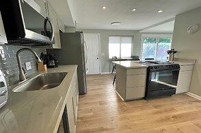 Carnation Drive Home 7 Bedroom Home by RedAwning