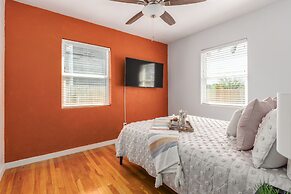 14th Coronado Historic District Phoenix 2 Bedroom Home by RedAwning