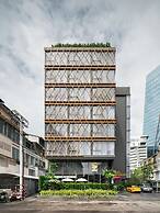 Seekers Finders Rama IV Hotel, SureStay Collection by BW