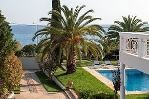 Kamariyo Athens Riviera by A&D Properties