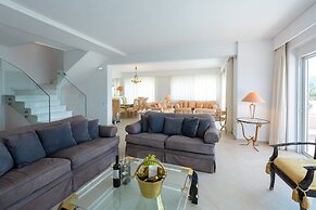 Kamariyo Athens Riviera by A&D Properties