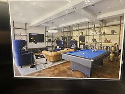 Charming 3-bed Apartment in London