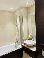 Charming 3-bed Apartment in London