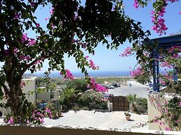 Santorious Flower Covered Apartment