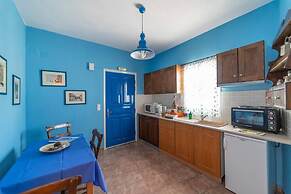 Santorious Flower Covered Apartment