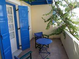 Santorious Flower Covered Apartment