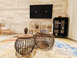 1st Luxury Warehouse