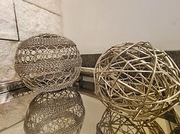 1st Luxury Warehouse