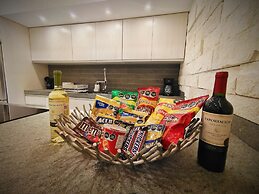 1st Luxury Warehouse