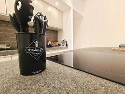 1st Luxury Warehouse